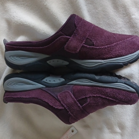 Easy Spirit Woman's Esezslide Comfort Sneaker - Picture 2 of 6